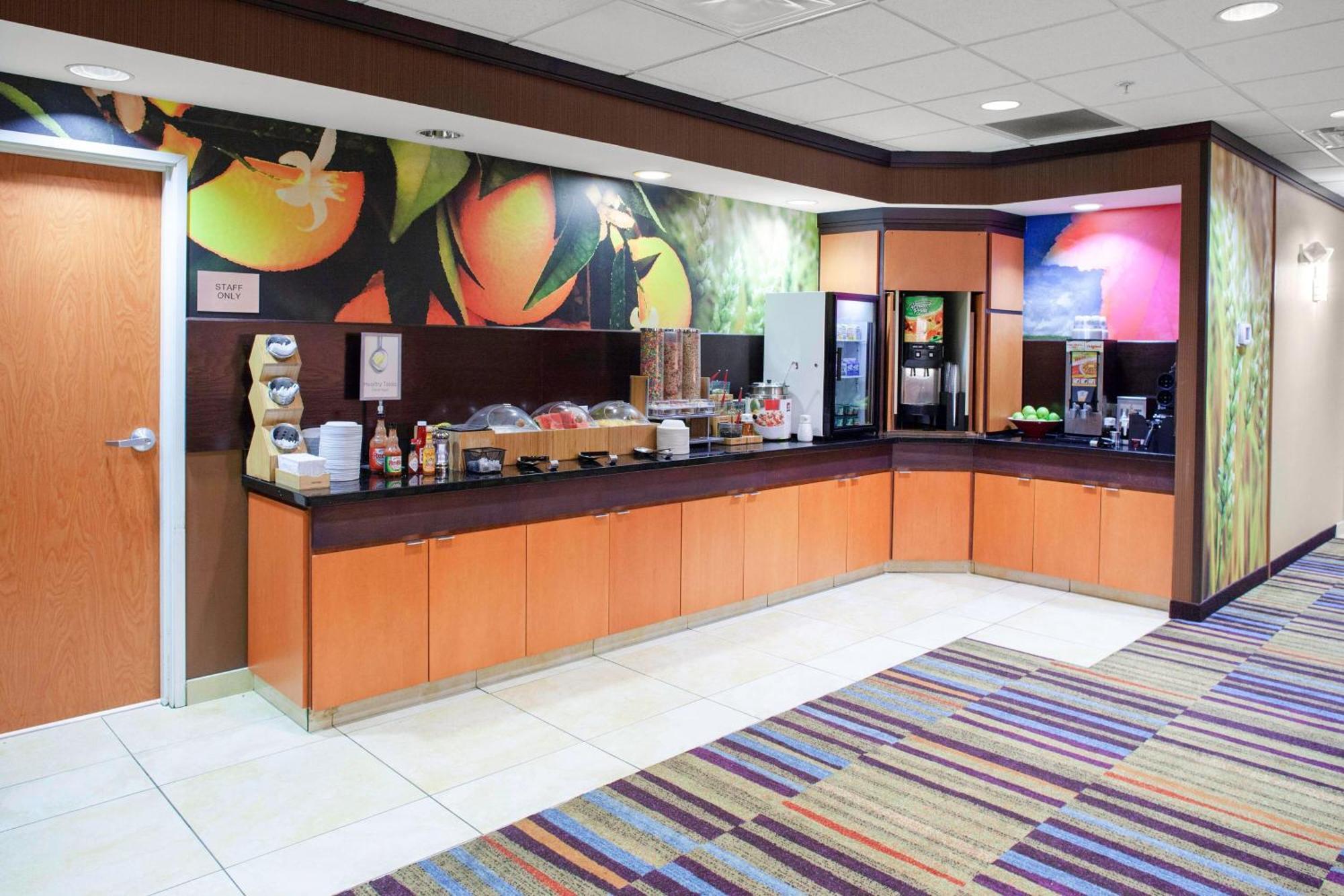 Fairfield Inn And Suites By Marriott Сеймор Екстер'єр фото