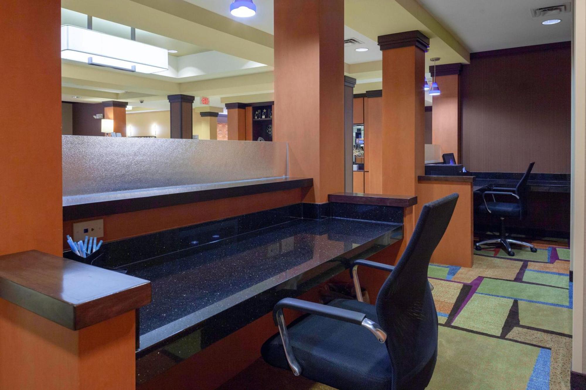 Fairfield Inn And Suites By Marriott Сеймор Екстер'єр фото