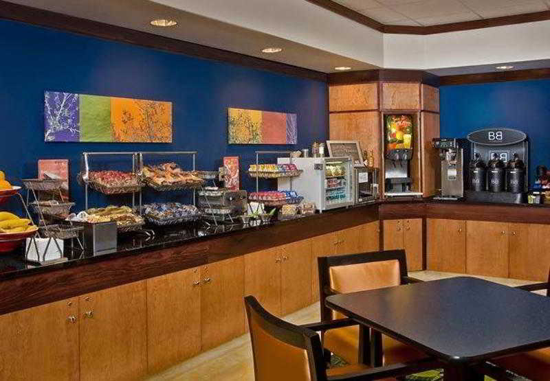 Fairfield Inn And Suites By Marriott Сеймор Екстер'єр фото